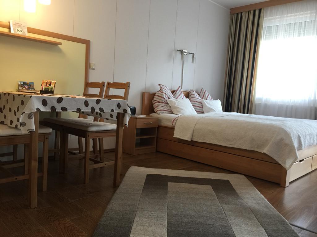 Atmoszféra Apartman Sárvár Extérieur photo